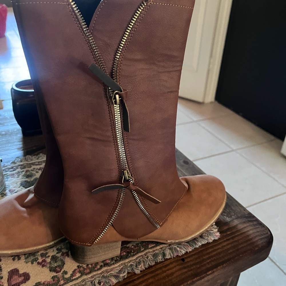 NEW!! Real leather boots